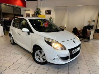 RENAULT SCENIC 1.5 dCi Dynamique TomTom