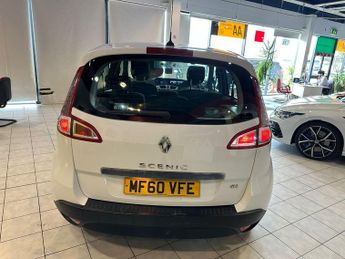 RENAULT SCENIC 1.5 dCi Dynamique TomTom