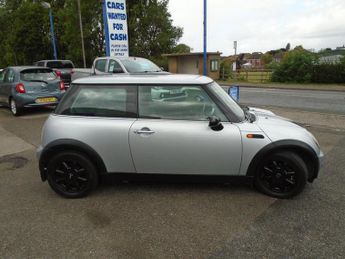 MINI HATCH 1.6 One Hatch