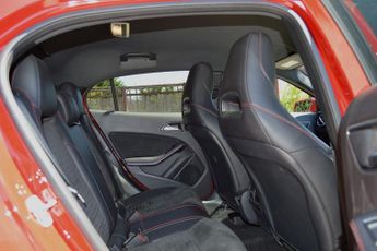 MERCEDES-BENZ GLA CLASS 2.1 GLA220d AMG Line