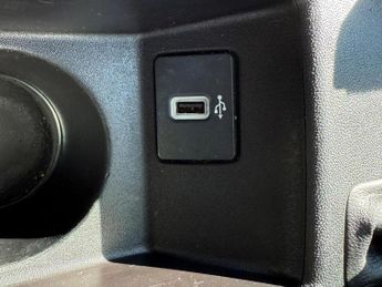 FORD FIESTA 1.1 Ti-VCT Zetec Euro 6 (s/s) 3dr