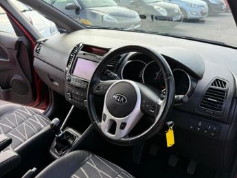 KIA VENGA 1.6 3 Euro 6 (s/s) 5dr