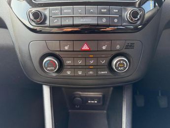 KIA VENGA 1.6 3 Euro 6 (s/s) 5dr
