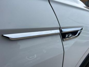 VOLKSWAGEN TIGUAN 2.0 TDI R-Line Tech DSG 4Motion Euro 6 (s/s) 5dr