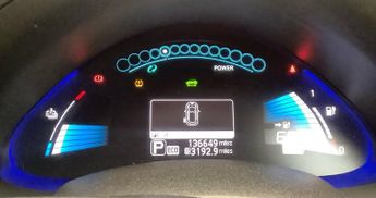 NISSAN LEAF 30kWh Tekna Electric Automatic Red 5dr 1 OWNER+LOWTAX+LEATHER+SA