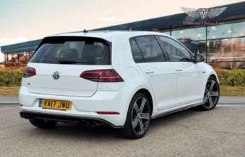 VOLKSWAGEN GOLF 2.0 TSI BlueMotion Tech R