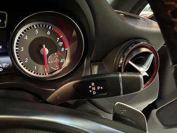 MERCEDES-BENZ CLA 2.0 CLA250 Engineered by AMG