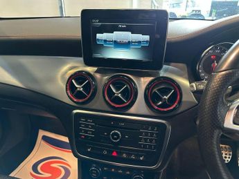 MERCEDES-BENZ CLA 2.0 CLA250 Engineered by AMG