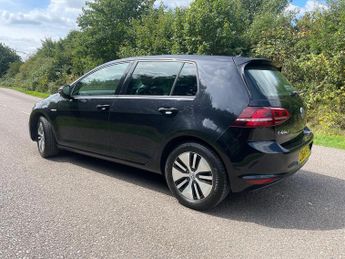 VOLKSWAGEN GOLF e-Golf