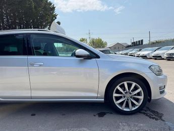 VOLKSWAGEN GOLF 1.4 TSI BlueMotion Tech SE