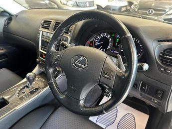 LEXUS IS 2.5 250 4dr