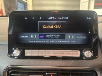 HYUNDAI KONA 64kWh Premium Auto 5dr (10.5kW Charger)