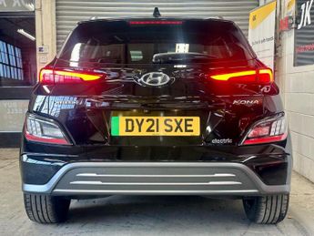 HYUNDAI KONA 64kWh Premium Auto 5dr (10.5kW Charger)