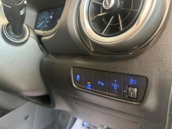 HYUNDAI KONA 64kWh Premium Auto 5dr (10.5kW Charger)