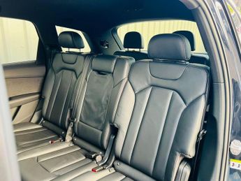 AUDI Q7 3.0 TDI V6 S line Tiptronic quattro Euro 6 (s/s) 5dr