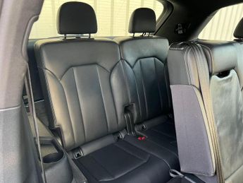 AUDI Q7 3.0 TDI V6 S line Tiptronic quattro Euro 6 (s/s) 5dr