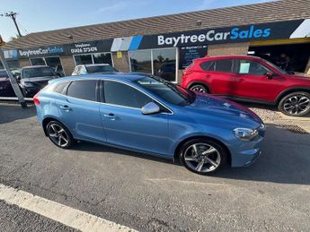 Volvo V40 2.0 R-Design D2