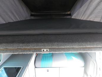 VOLKSWAGEN TRANSPORTER 2.0 TDI BlueMotion Tech T32 140 Trendline LWB Auto 4-Berth Campe