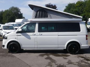 VOLKSWAGEN TRANSPORTER 2.0 TDI BlueMotion Tech T32 140 Trendline LWB Auto 4-Berth Campe