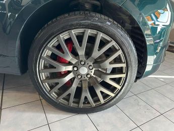 LAND ROVER RANGE ROVER SPORT 3.0 SD V6 HSE Dynamic