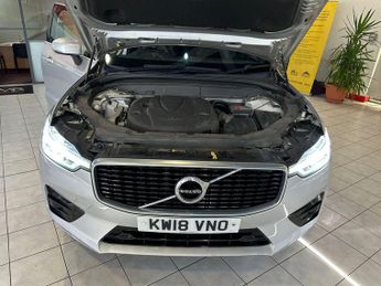 VOLVO XC60 2.0 R-Design D5 PowerPulse AWD