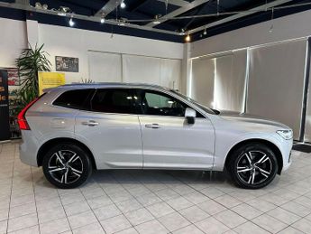 VOLVO XC60 2.0 R-Design D5 PowerPulse AWD