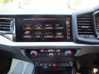 AUDI A1 1.0 TFSI 30 S line Sportback S Tronic Euro 6 (s/s) 5dr