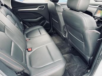 MG ZS 1.0 T-GDI Exclusive Auto Euro 6