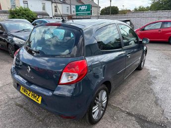 RENAULT CLIO 1.6 VVT Dynamique TomTom Auto Euro 5 3dr