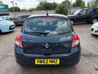 RENAULT CLIO 1.6 VVT Dynamique TomTom Auto Euro 5 3dr