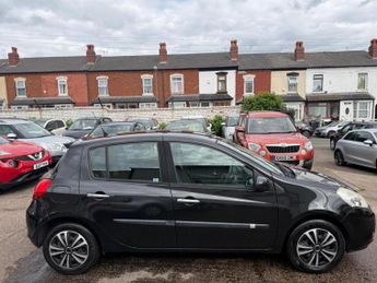 RENAULT CLIO 1.6 VVT Expression Auto Euro 5 5dr
