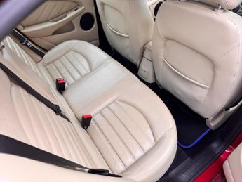 JAGUAR X-TYPE 2.2D DPF SE 4dr