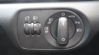 AUDI Q3 2.0 TDI SE