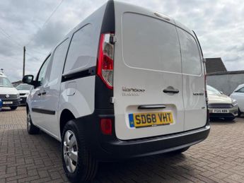 RENAULT KANGOO ZE 33kWh Business Auto MWB 5dr (i)
