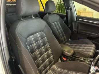 VOLKSWAGEN GOLF 2.0 TDI GTD