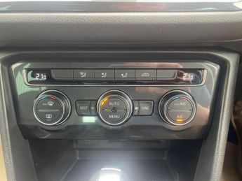 VOLKSWAGEN TIGUAN 1.5 TSI EVO Match DSG Euro 6 (s/s) 5dr