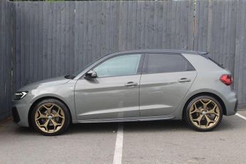 AUDI A1 1.5 TFSI 35 S line Style Edition