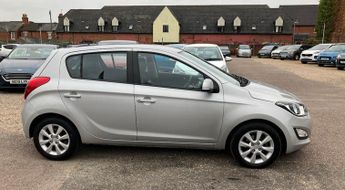 HYUNDAI I20 1.4 Active Automatic