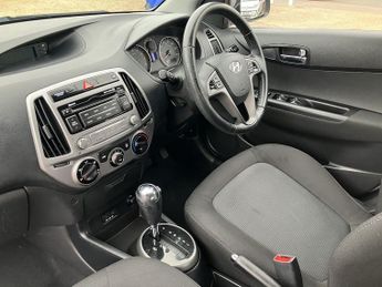 HYUNDAI I20 1.4 Active Automatic