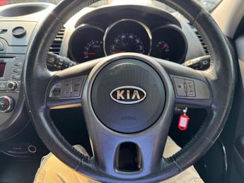 KIA SOUL 1.6 CRDi 2
