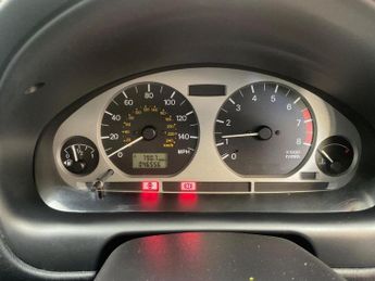 MITSUBISHI CARISMA 1.6 Elegance 5dr