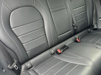 MERCEDES-BENZ GLC CLASS 2.1 GLC250d AMG Line (Premium) G-Tronic 4MATIC Euro 6 (s/s) 5dr