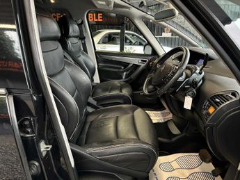 CITROEN C4 PICASSO 2.0 HDi Lounge