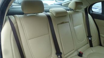 JAGUAR XF 2.2 d Premium Luxury