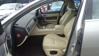 JAGUAR XF 2.2 d Premium Luxury