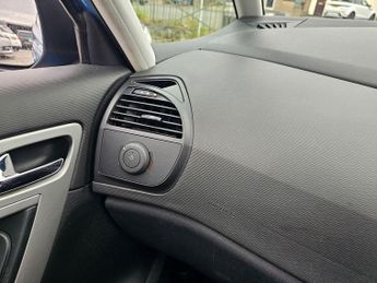 CITROEN C4 PICASSO 1.6 HDi VTR+