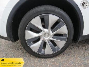 TESLA MODEL Y (Dual Motor) Long Range 1 Owner, Excellent Condition