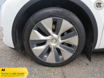 TESLA MODEL Y (Dual Motor) Long Range 1 Owner, Excellent Condition