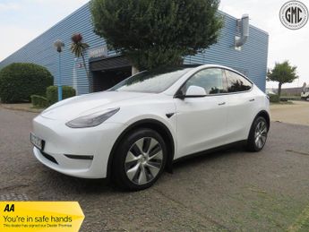 TESLA MODEL Y (Dual Motor) Long Range 1 Owner, Pano Roof, Autopilot