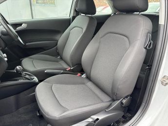 AUDI A1 1.4 TFSI Sport S Tronic Euro 5 (s/s) 3dr